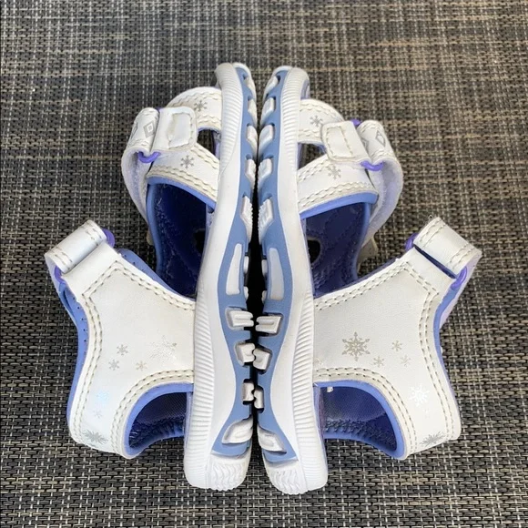 Disney Frozen 'Elsa and Anna Graphic' Double Strap Sandals Toddler size 6 - Picture 10 of 12